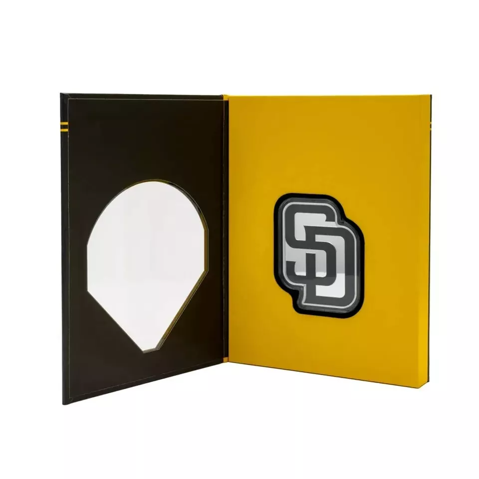 Picture of 2025 Agoro Major League Baseball MLB San Diego Padres 3 oz Colorized Silver Coin