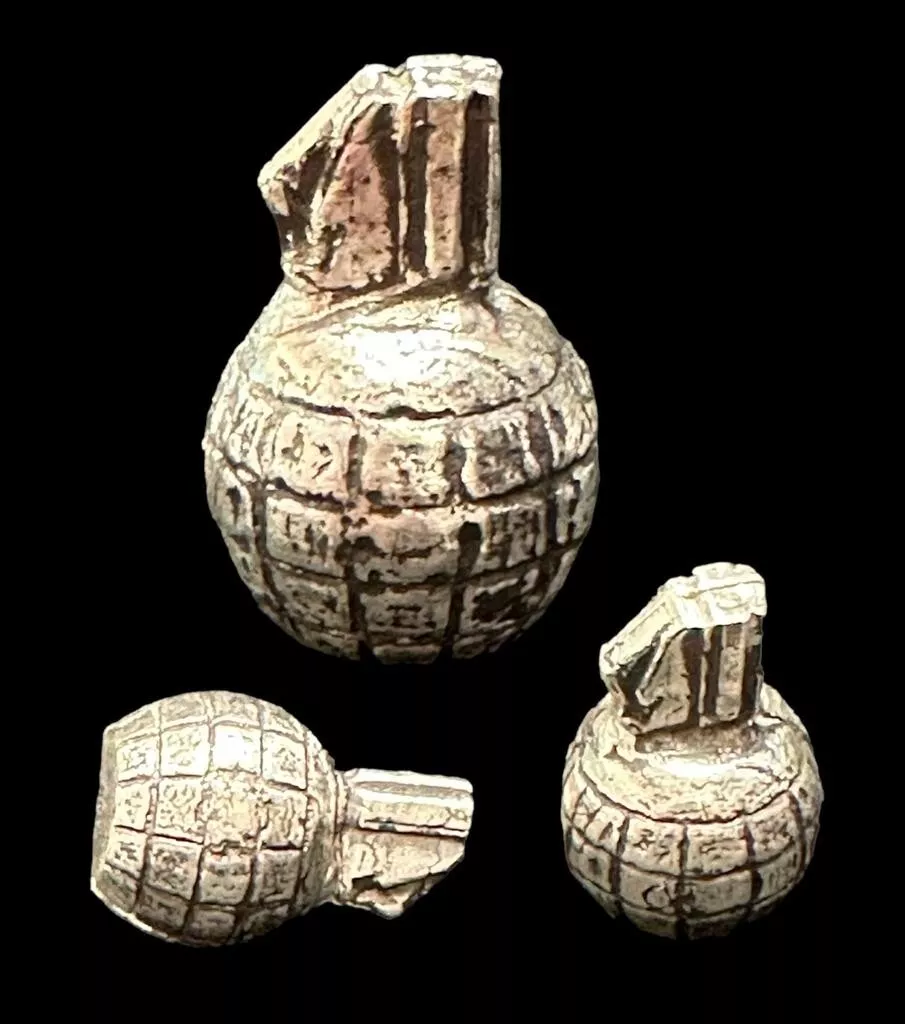 Picture of Hand-Poured "Spicy Pineapple" 96-98 Grams (Over 3 oz) .999 Silver
