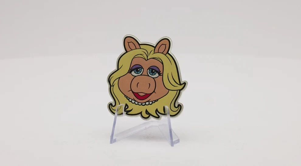 Picture of 2025 Agoro Disney Muppets 70th Anniversary Miss Piggy 1 oz Colorized Silver Coin