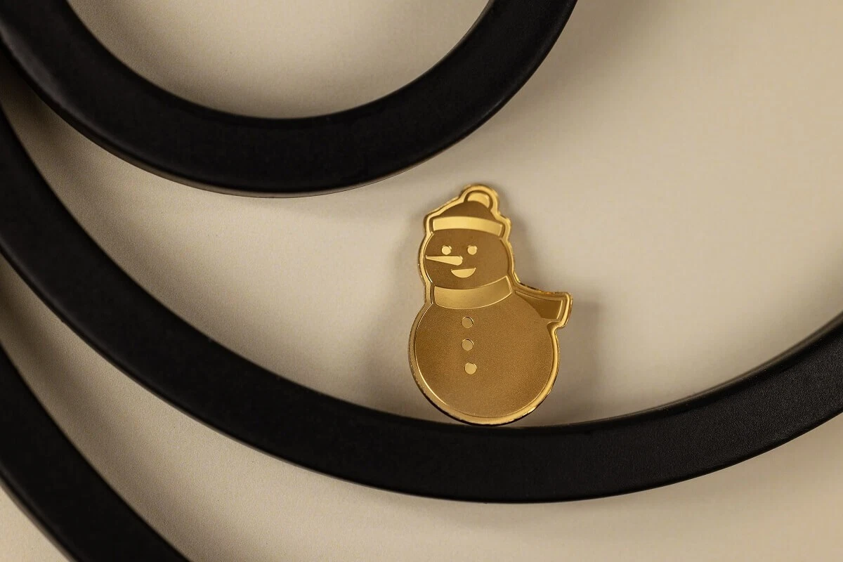 Picture of 2023 CIT Snowman Holiday 0.5 Gram Silk Finish Gold Coin - In Capsule w/ Coa